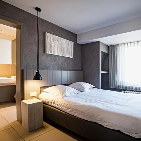 Penzion Apart! & Moment! 3*