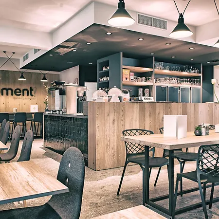 Penzion Apart! & Moment! 3*