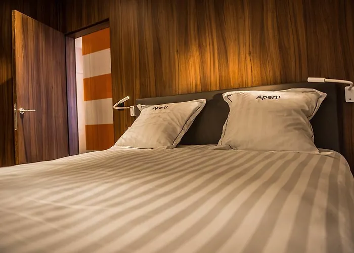 Apart! & Moment! Penzion